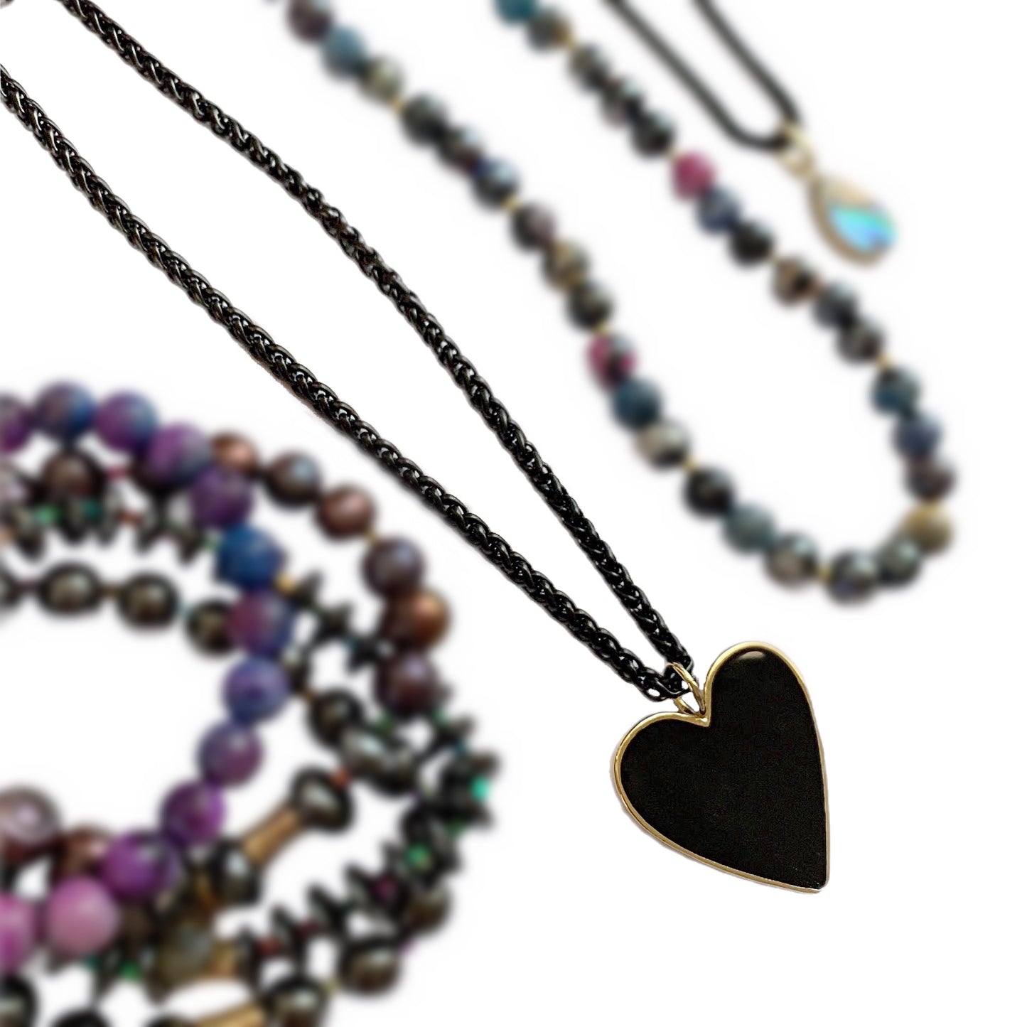 Queen of Hearts Black Pendant Necklace